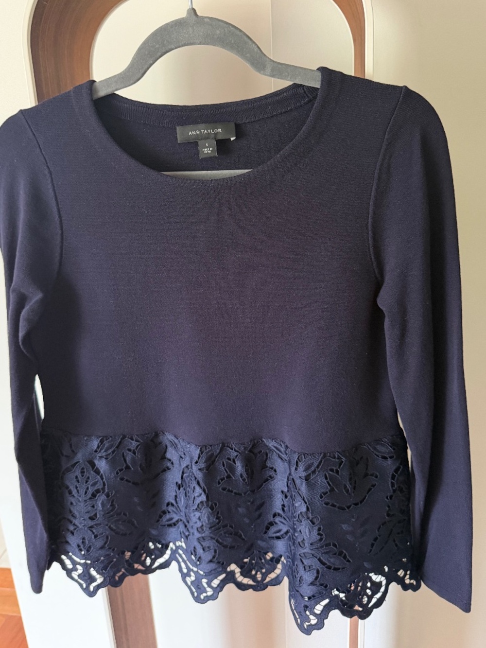 Ann Taylor Navy Knit Lace Peplum Top – Size S